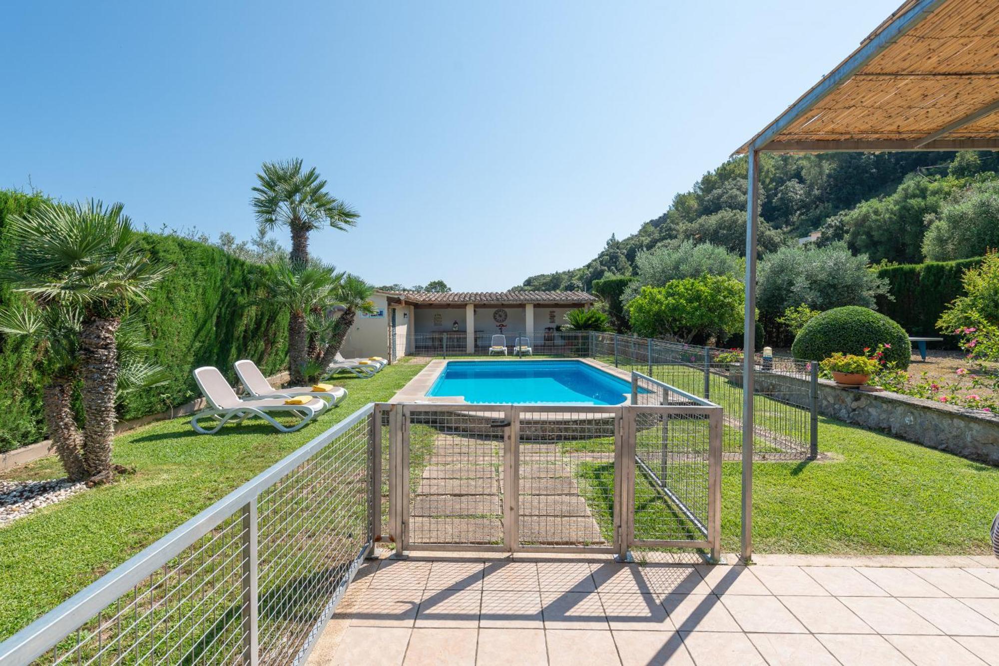 Pont Roma With Pool, Mountain Views & Aircon