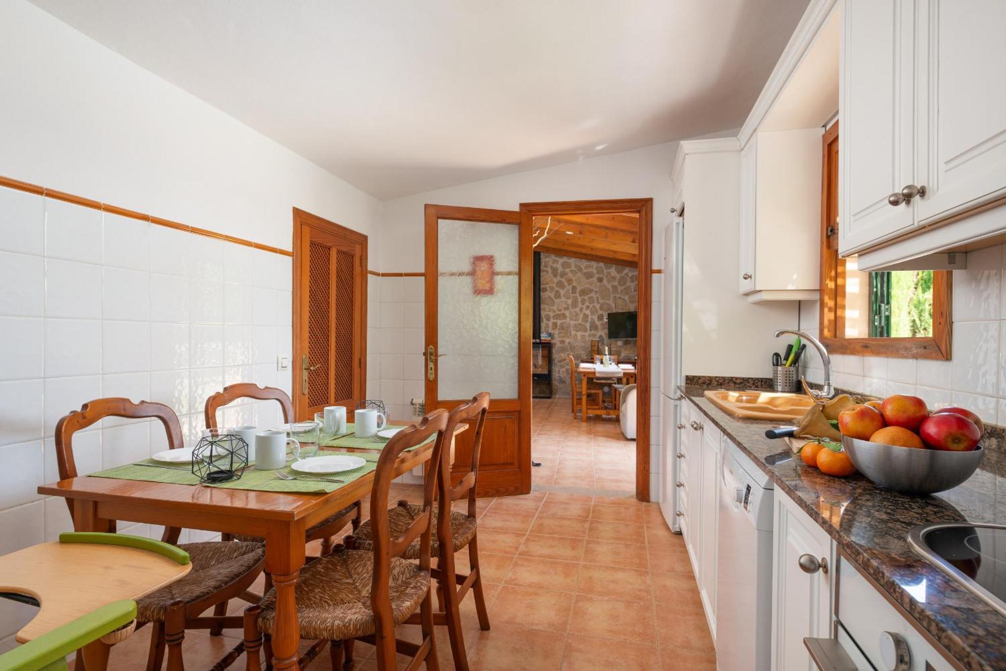 Ferienhaus Pont Roma With Pool, Mountain Views & Aircon